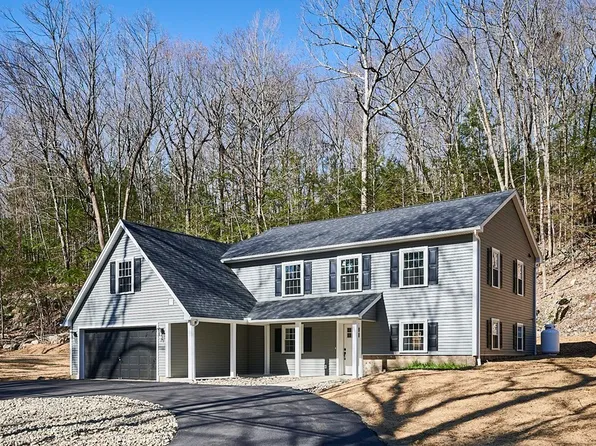 75 Pantry Rd, Hatfield, MA 01038