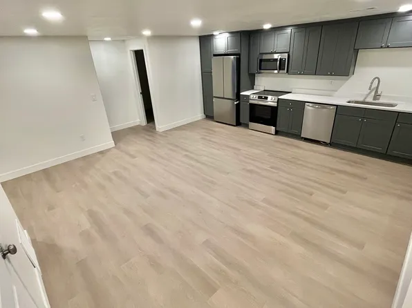 364 W Songbird Ln, Lindon, UT 84042