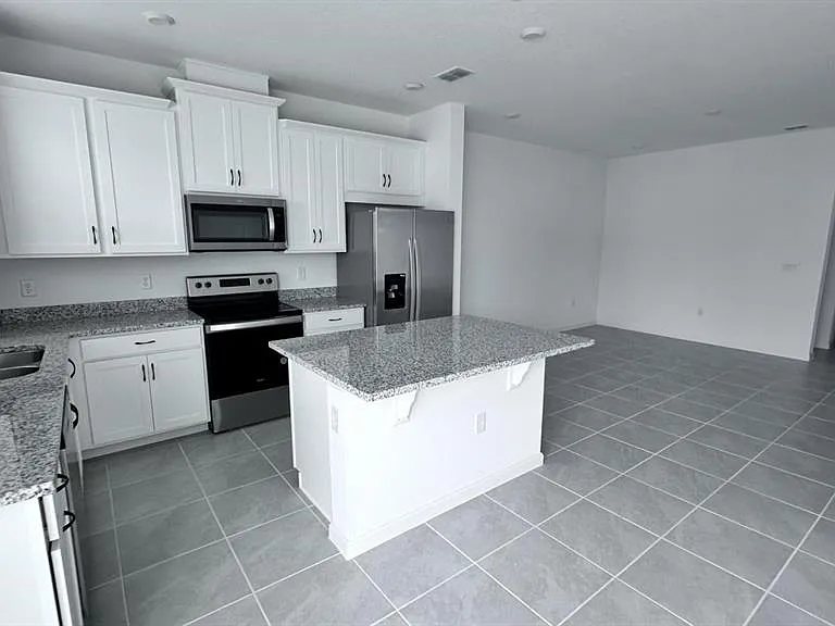 1167 Boardwalk Pl — Photo 3