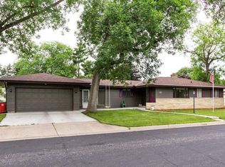 825 43rd Ave, Winona, MN 55987