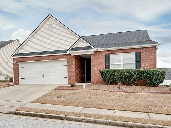 2nd image of 935 Village View Cir