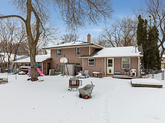5th image of 4027 Cranbrook Dr