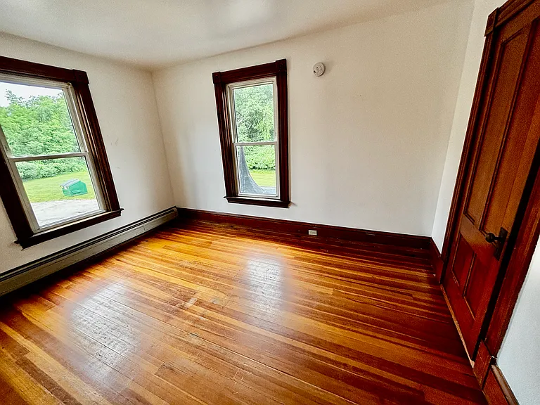 45 Holbrook Ave #6 — Photo 23