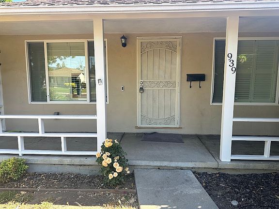 2nd image of 939 Blair Ave