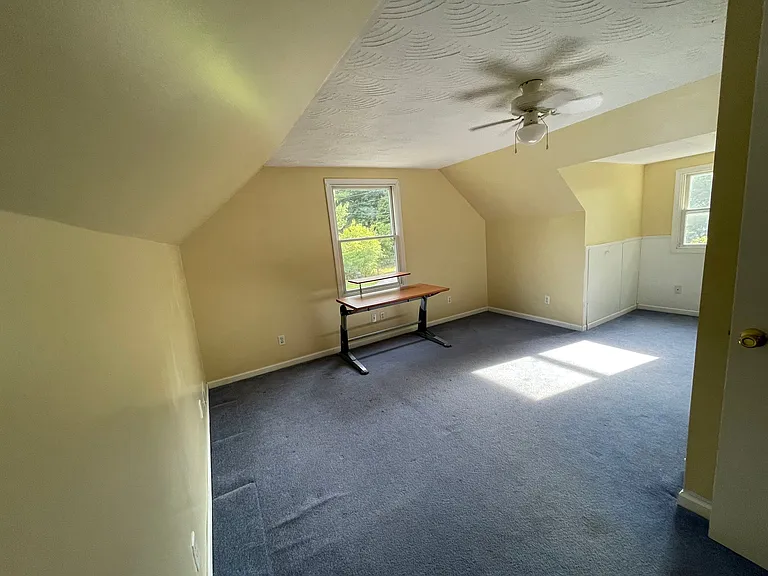 227 Mill Rd — Photo 10