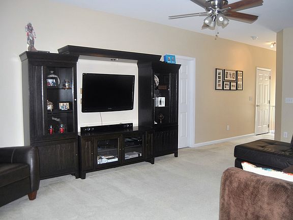 3rd image of 3511 Hirank Ct