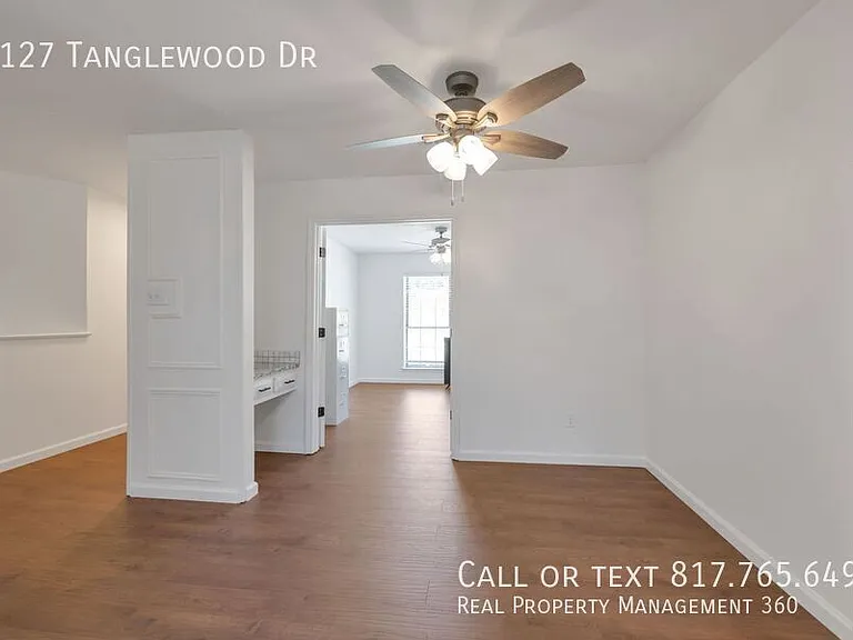 2127 Tanglewood Dr — Photo 6
