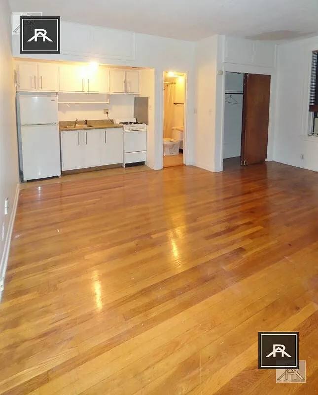 Building Photo - 155 Brighton Ave #1