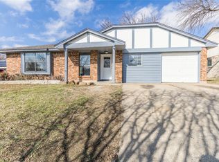 2407 Clearhaven Ct, Arlington, TX 76014