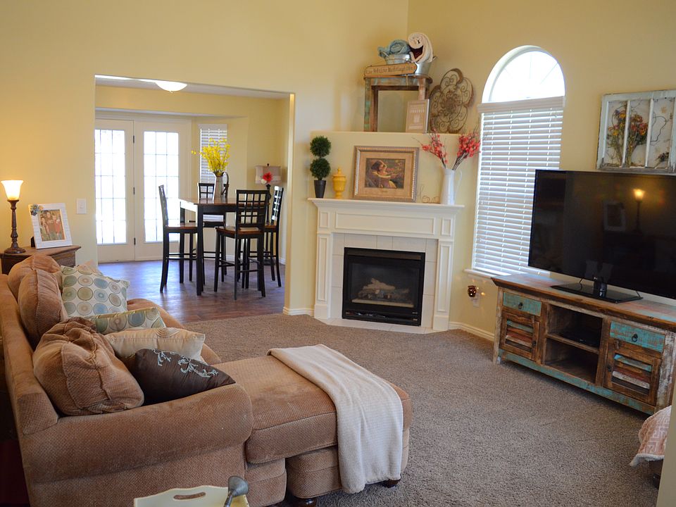 Main Floor Living Room