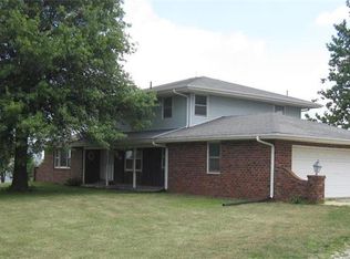 13087 State Rte E, Savannah, MO 64485