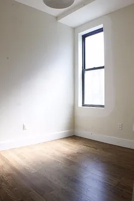 Rented by Loom Group | media 37