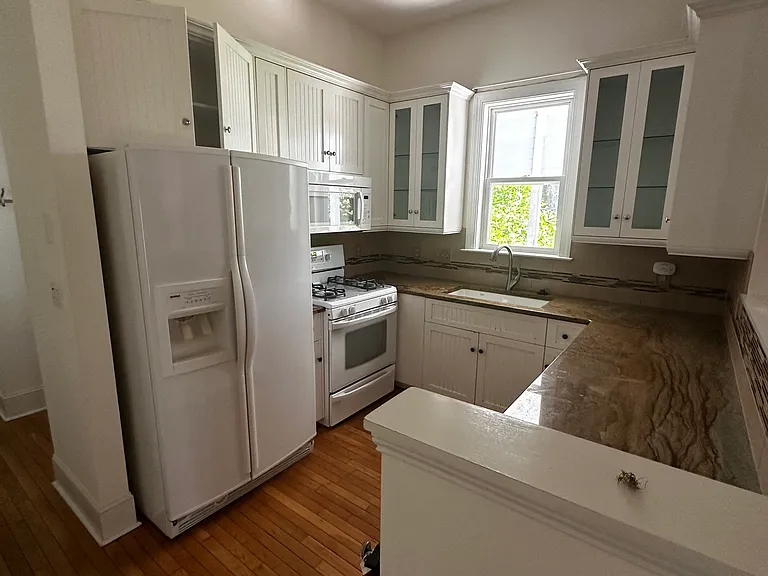 1215 Rodgers St — Photo 6