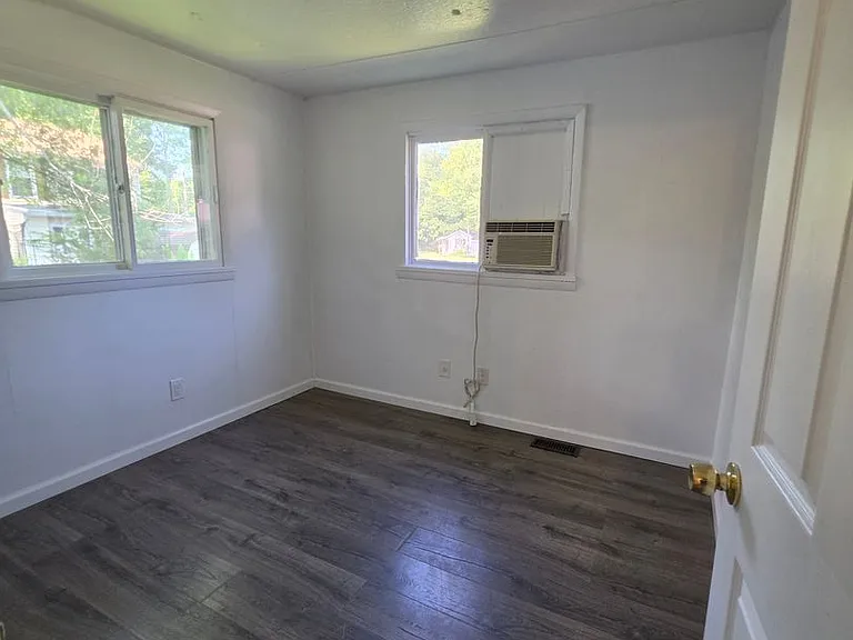 470 Washington St — Photo 18