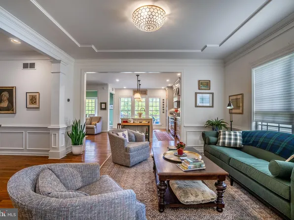 717 Mercers Mill Ln, West Chester, PA 19382