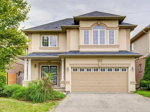 202 Fair St, Hamilton, ON L9K 0B8