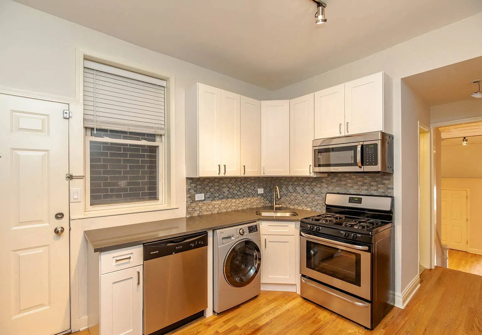 2411-13 N Talman/2622-24 W Fullerton — Photo 2
