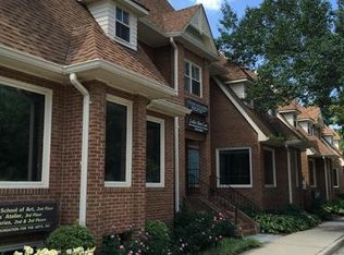 1142-H Walker Rd, Great Falls, VA 22066