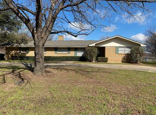 316 W 5th St, Springtown, TX 76082