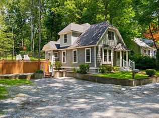 10 Mayflower Path, Wayland, MA 01778