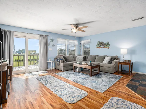 4123 7th St, Galveston, TX 77554