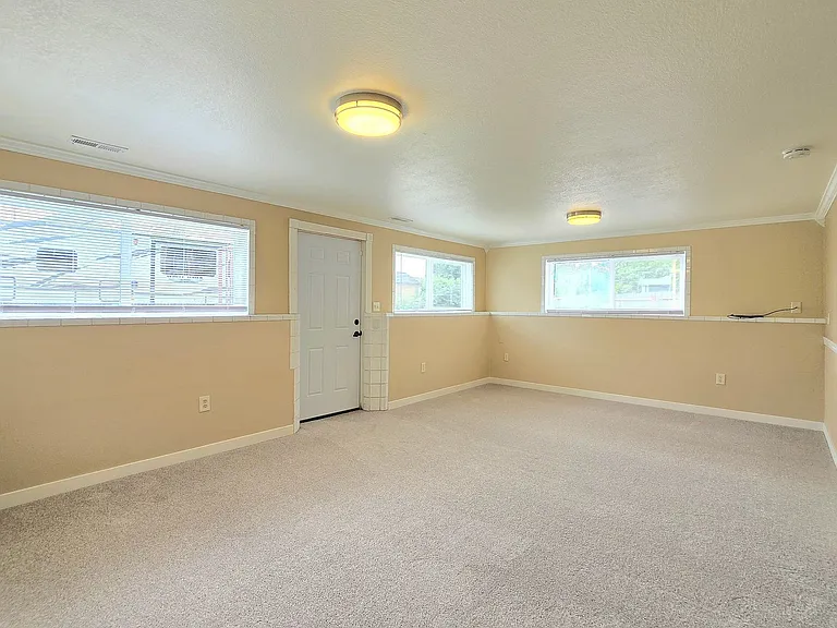 10914 Willow Rd — Photo 17