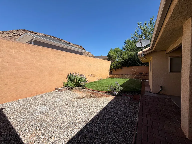 3182 S Bloomington Dr W — Photo 31