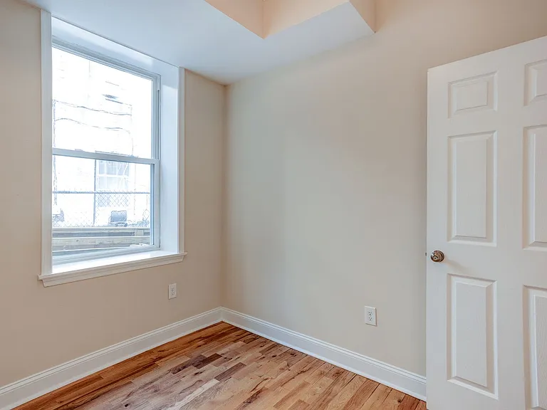 1723 Master St — Photo 10