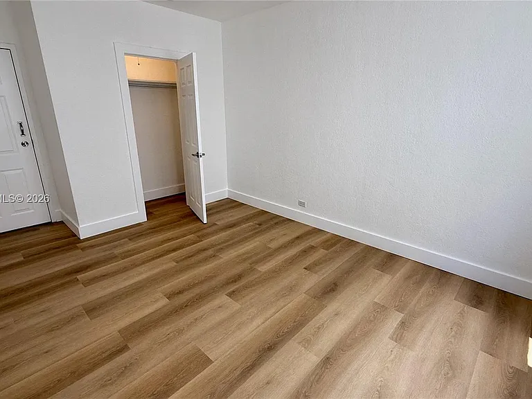 7334 Harding Ave #3 — Photo 13