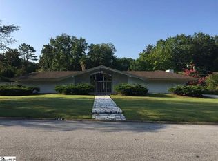 104 Hearthstone Ln, Greenville, SC 29615