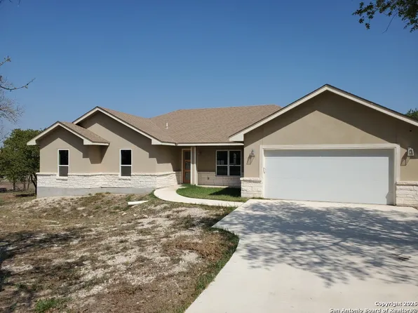 65 Nine Patch, Poteet, TX 78065