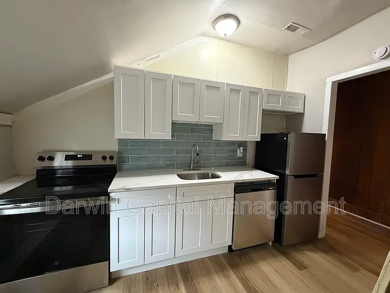 1 Breakneck Rd #5 — Photo 2