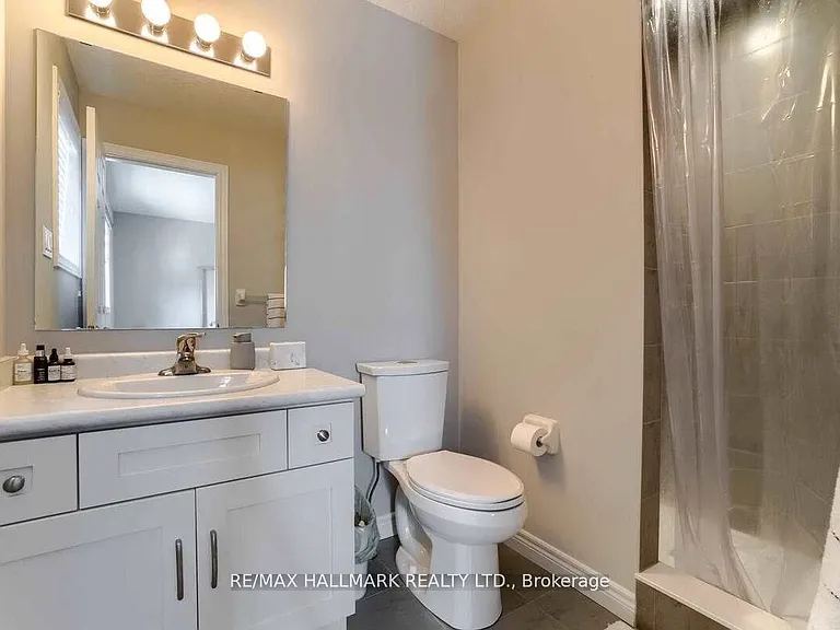 75 John Brabson Cres — Photo 13