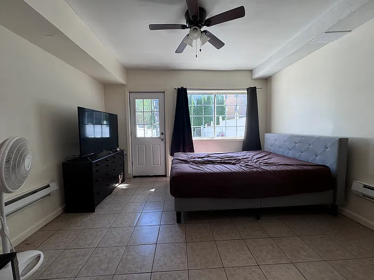 33 Trumbull Pl #1 — Photo 6