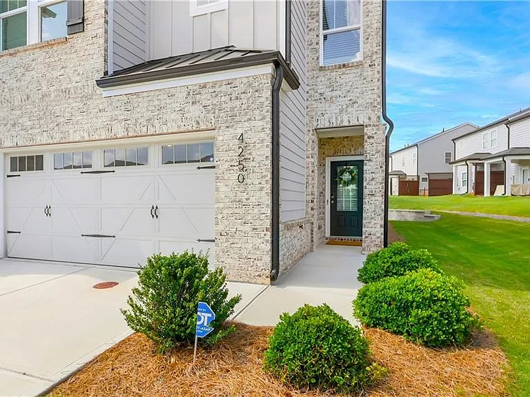 4250 Tin Hare Ln — Photo 7