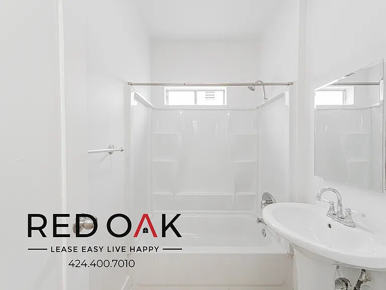 4811 Melrose Ave #205 — Photo 11