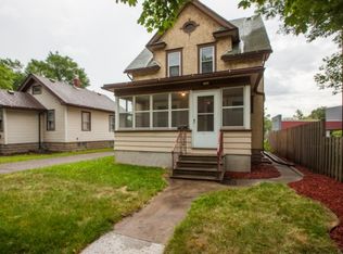 2302 7th St W, Saint Paul, MN 55116