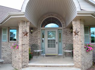 N4521 Westwind Ct, Freedom, WI 54130