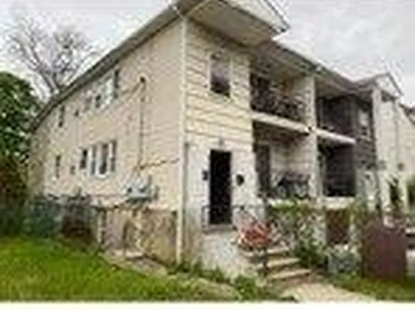 25-01 Ocean Crest Street, Far Rockaway, NY 11691