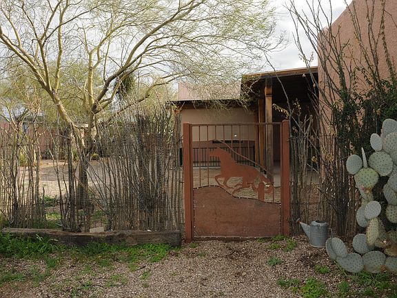 2nd image of 1487 S Calle Anasazi