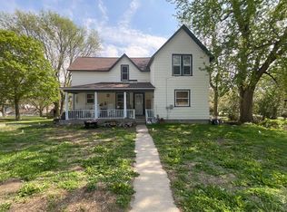 411 Ridge St, Osceola, NE 68651