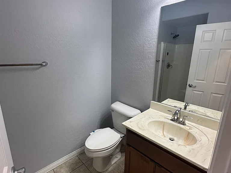 576 Glassford Ct — Photo 22