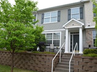 3019 Hemingway Trl N UNIT 3, Saint Paul, MN 55109