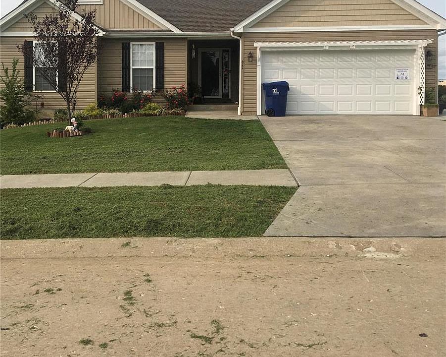 1st image of 611 Grand Teton Dr