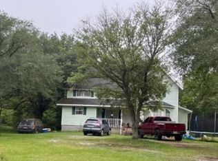 9215 Lotus St, Moss Point, MS 39562