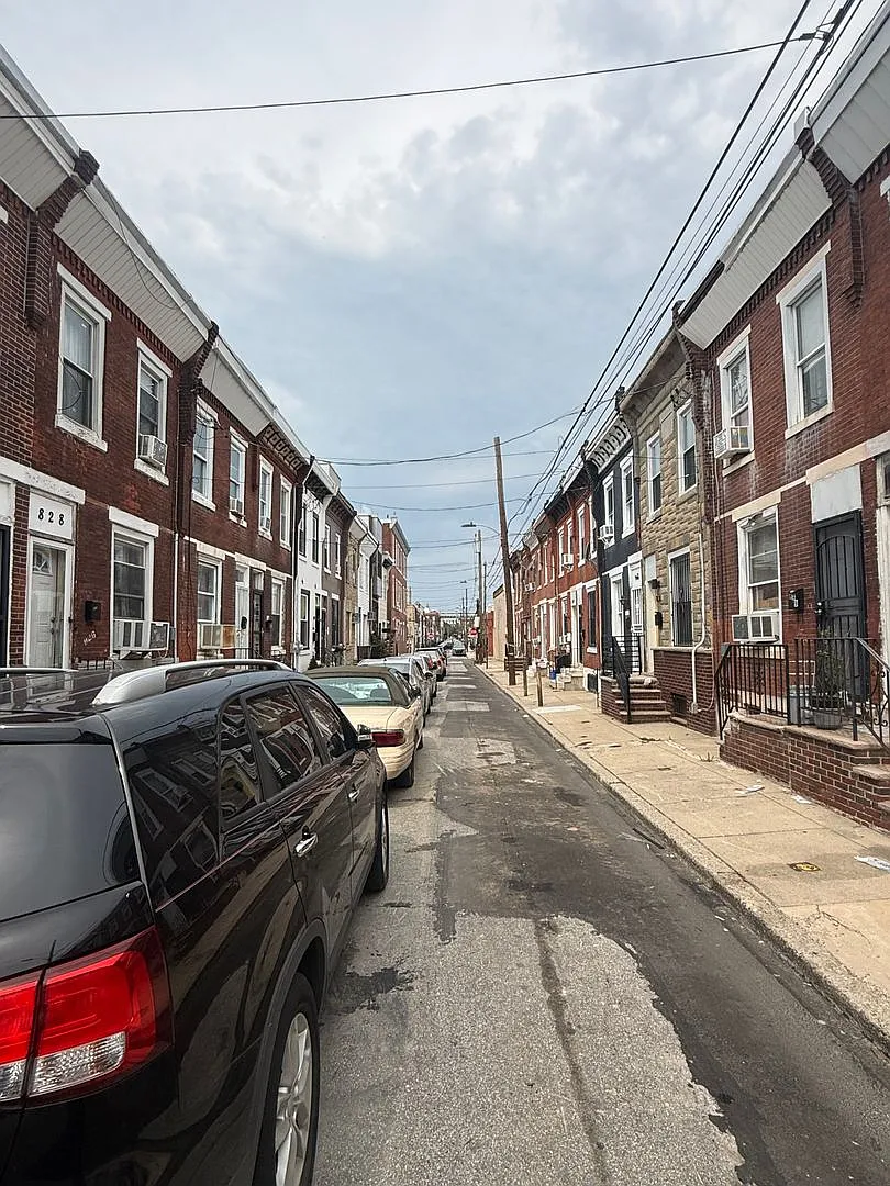 Three bedroom at 8th and Jackson in South Philadelphia — Photo 3