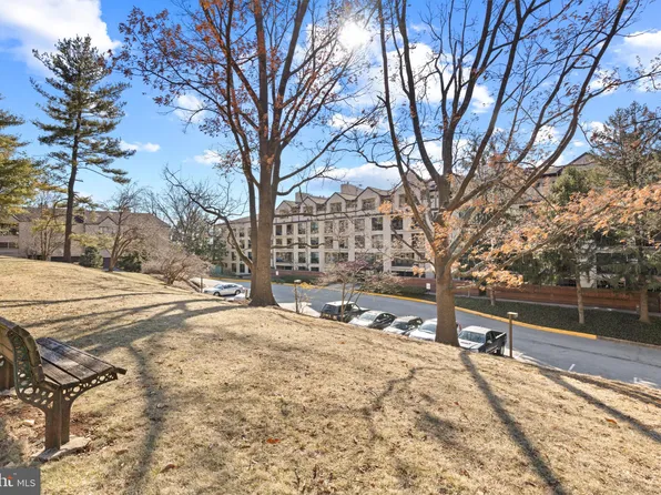 1040 Deer Ridge Dr Unit 501, Baltimore, MD 21210