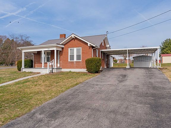 4th image of 320 Mountain View Dr