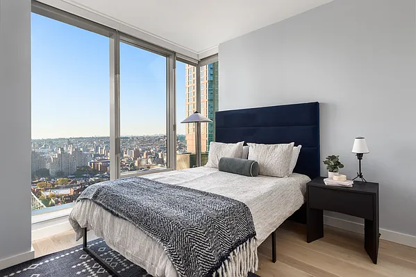 Rented by MNS | media 19