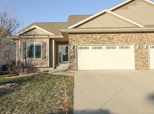 430 Bent Creek Dr, Marion, IA 52302